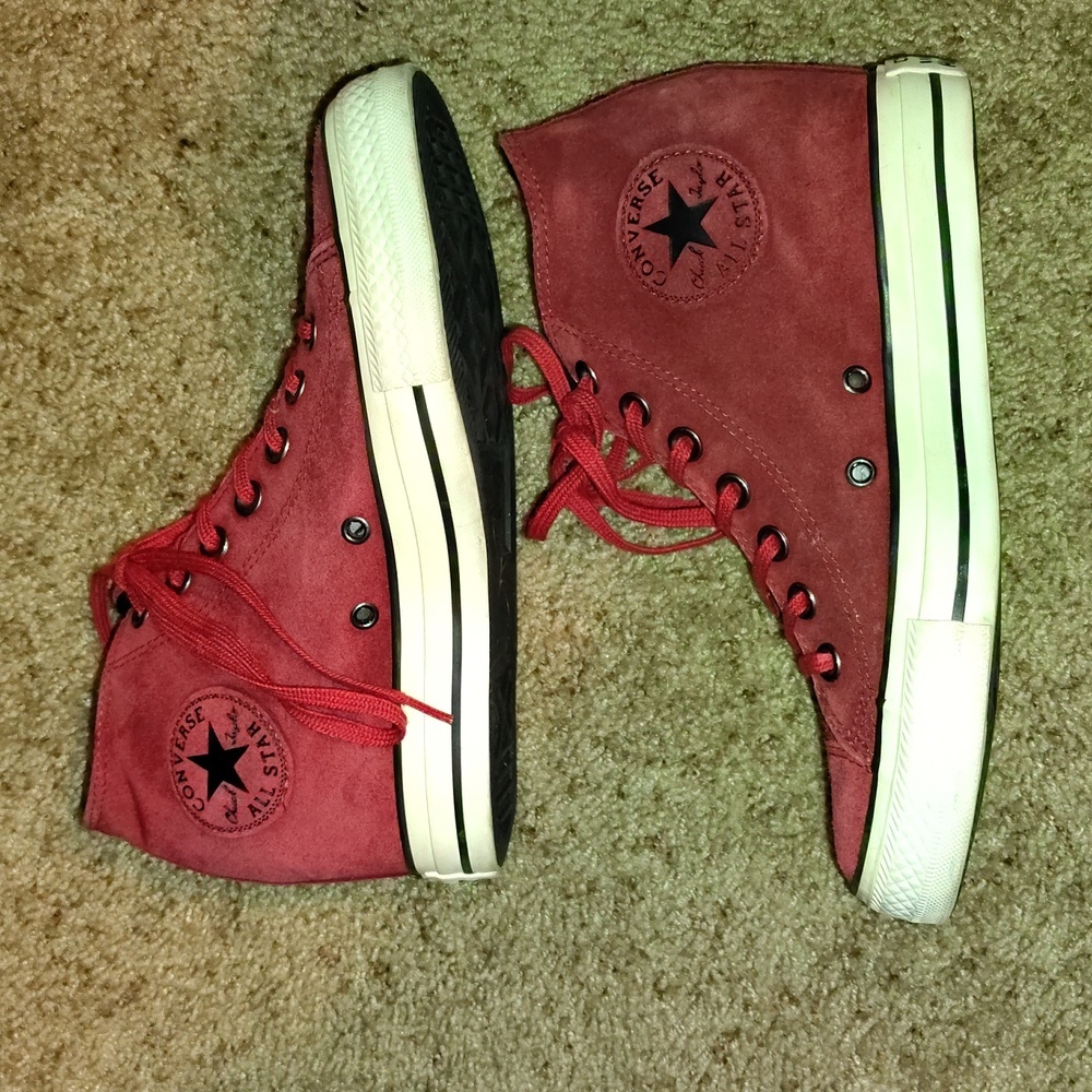 Converse Womens Burgundy Dahlia Red Suede Lux Hidden Wedge Sneaker Sz 8 - Picture 2 of 9